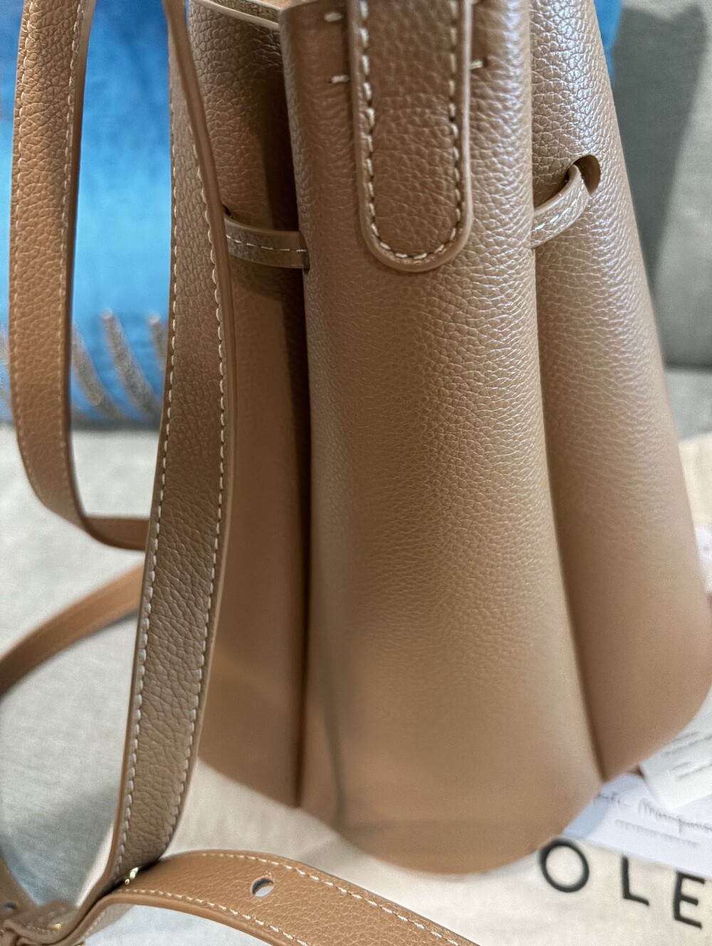 Polène Numéro Huit Tan Pebbled Leather Bucket Handbag/shoulder bag/ crossbody - Picture 4 of 13